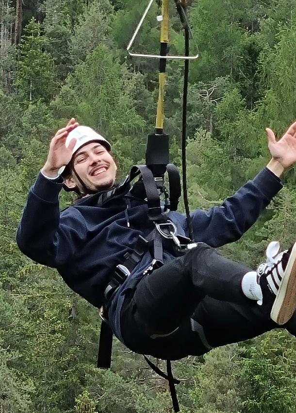 Raus aus dem Arbeitsalltag und hinaus ins gemeinsame Vergnügen – Teambuilding auf Südtirolerisch.